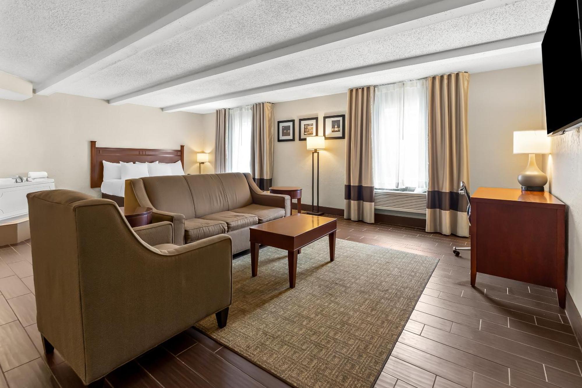 Comfort Inn St Louis - Westport Event Center Maryland Heights Bagian luar foto