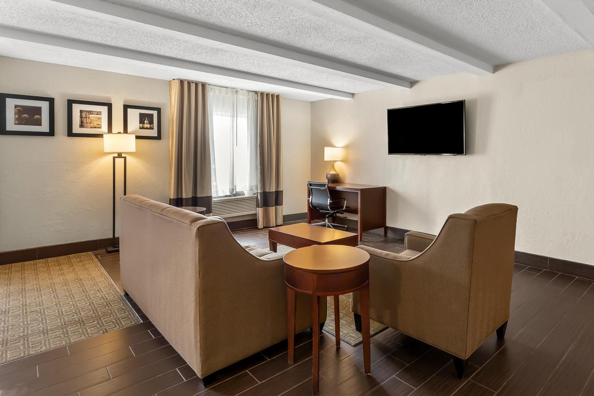 Comfort Inn St Louis - Westport Event Center Maryland Heights Bagian luar foto