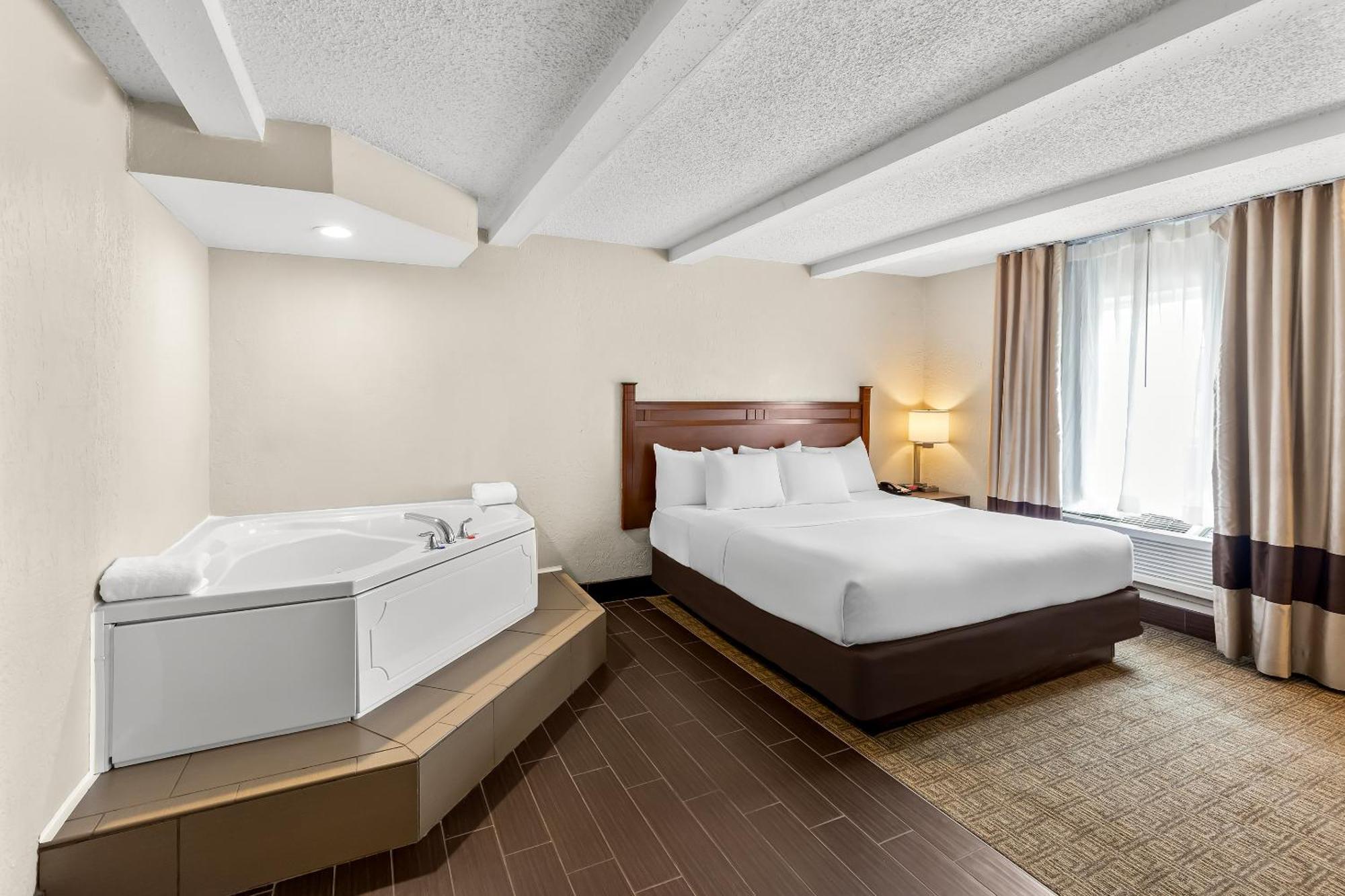 Comfort Inn St Louis - Westport Event Center Maryland Heights Bagian luar foto